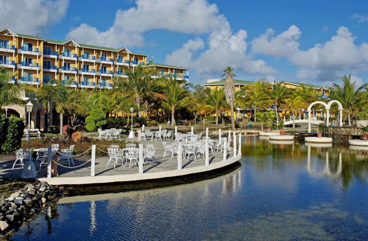MELIA LAS ANTILLAS ADULTS ONLY 16+
