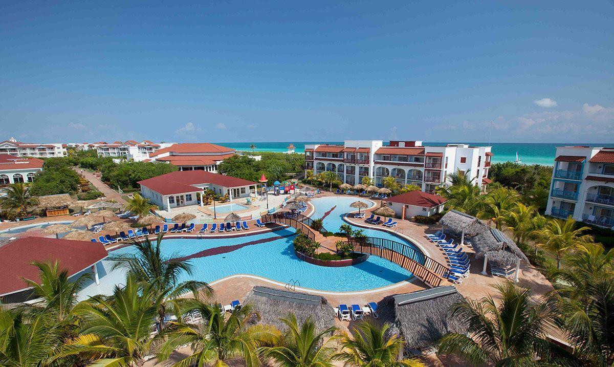 MEMORIES PARAISO BEACH RESORT