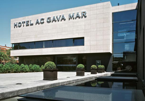 AC HOTEL GAVA MAR