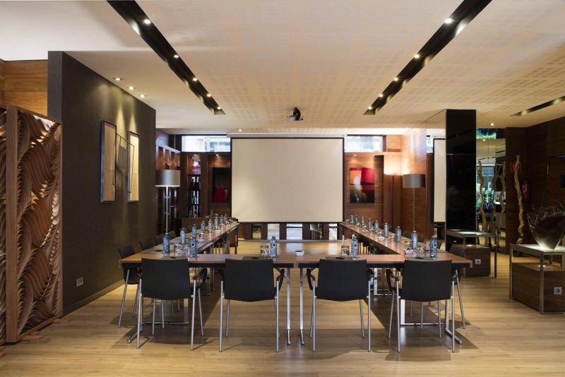AC VICTORIA SUITES фото 6