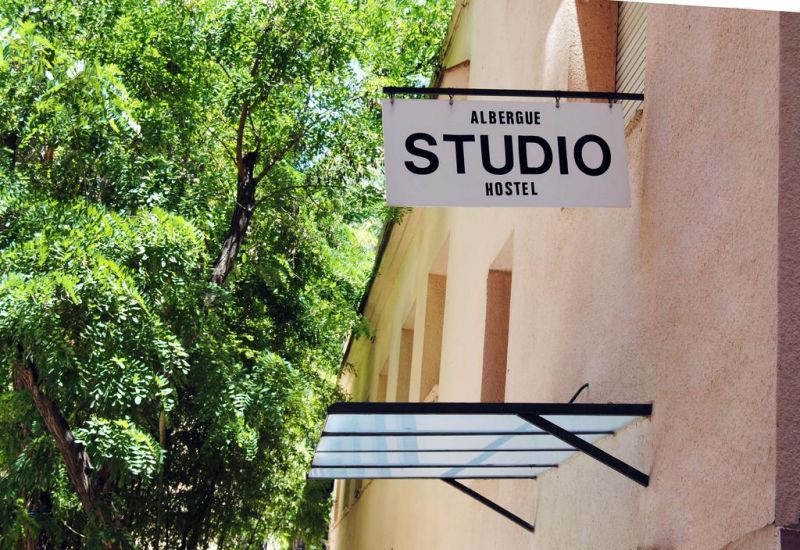 ALBERGUE STUDIO HOSTEL