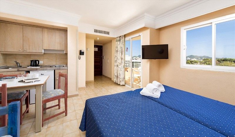 ALCUDIA BEACH APARTHOTEL фото 8