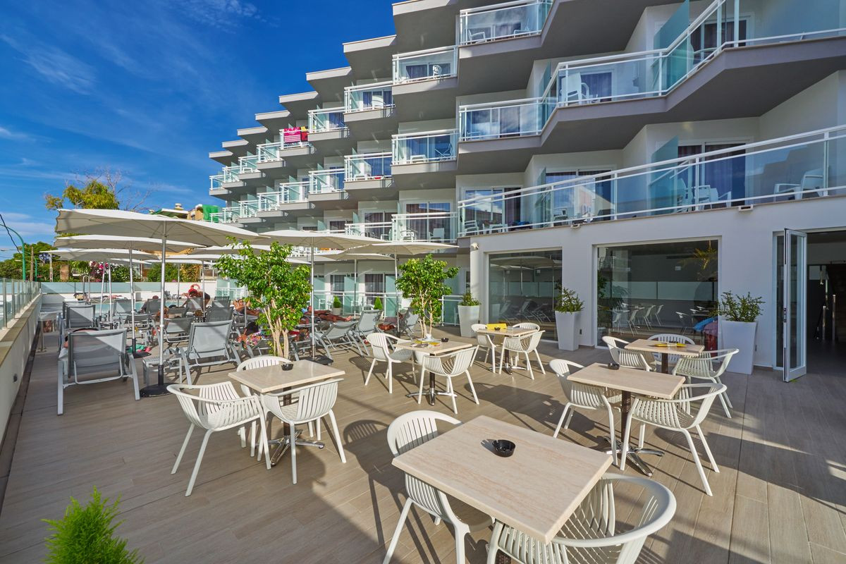 BQ AMFORA BEACH ADULTS ONLY 18+