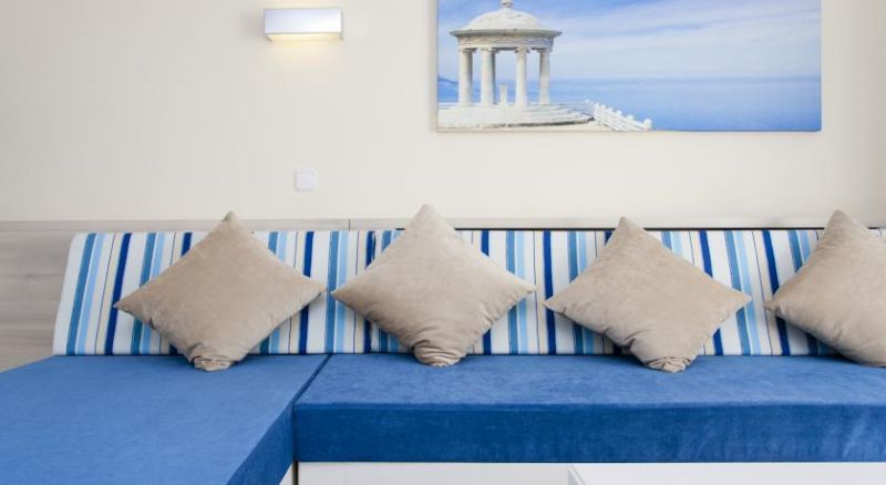APARTAMENTOS GLOBALES VERDEMAR фото 2