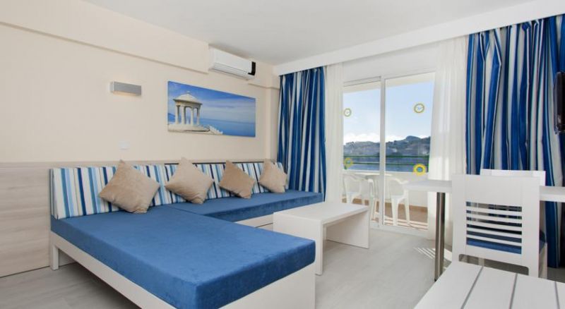 APARTAMENTOS GLOBALES VERDEMAR фото 6