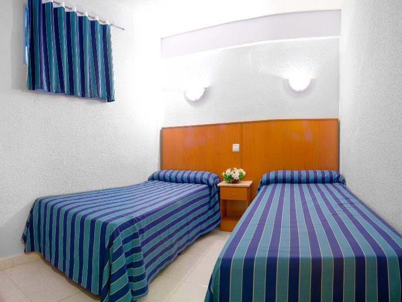 APARTAMENTOS MAGIC TROPICANA SUITES фото 7