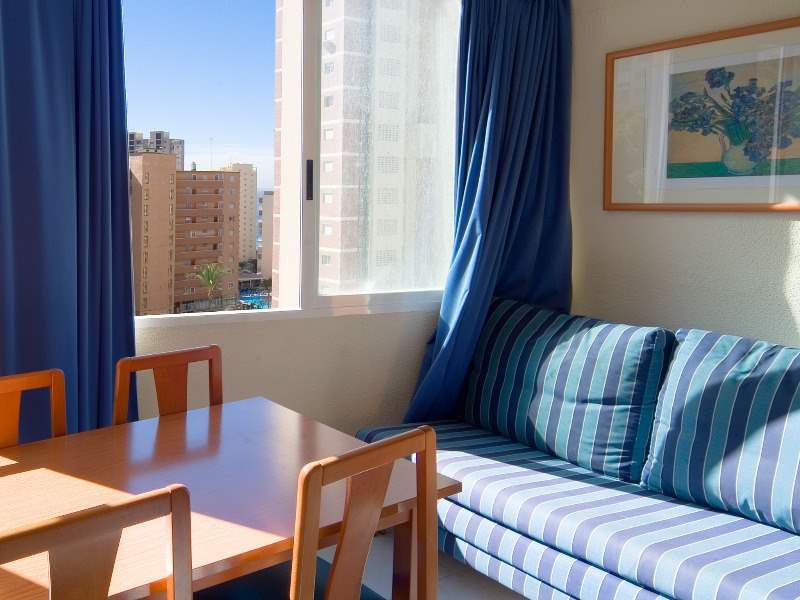 APARTAMENTOS MAGIC TROPICANA SUITES фото 8
