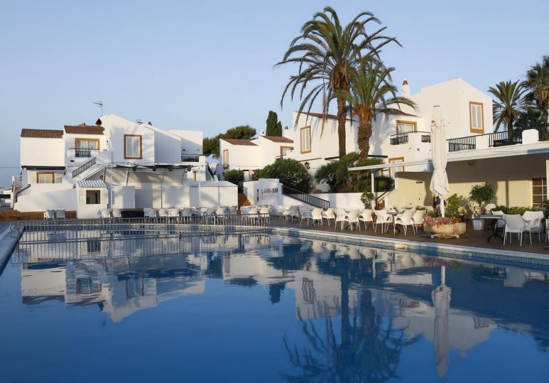 APARTAMENTOS ROC LAGO PARK