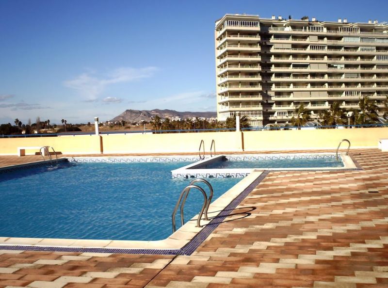 APARTAMENTOS TAVERNES GANDIA 3000 фото 2