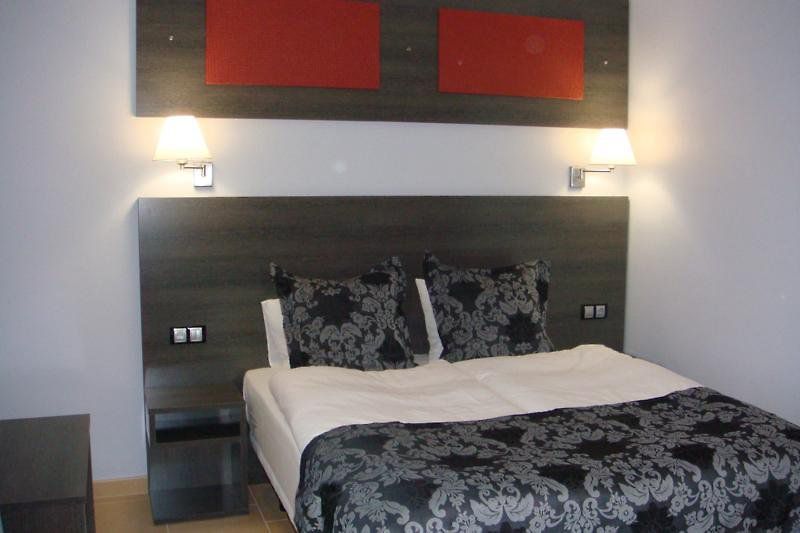 APARTMENTS CASABLANCA SUITES CALELLA фото 3