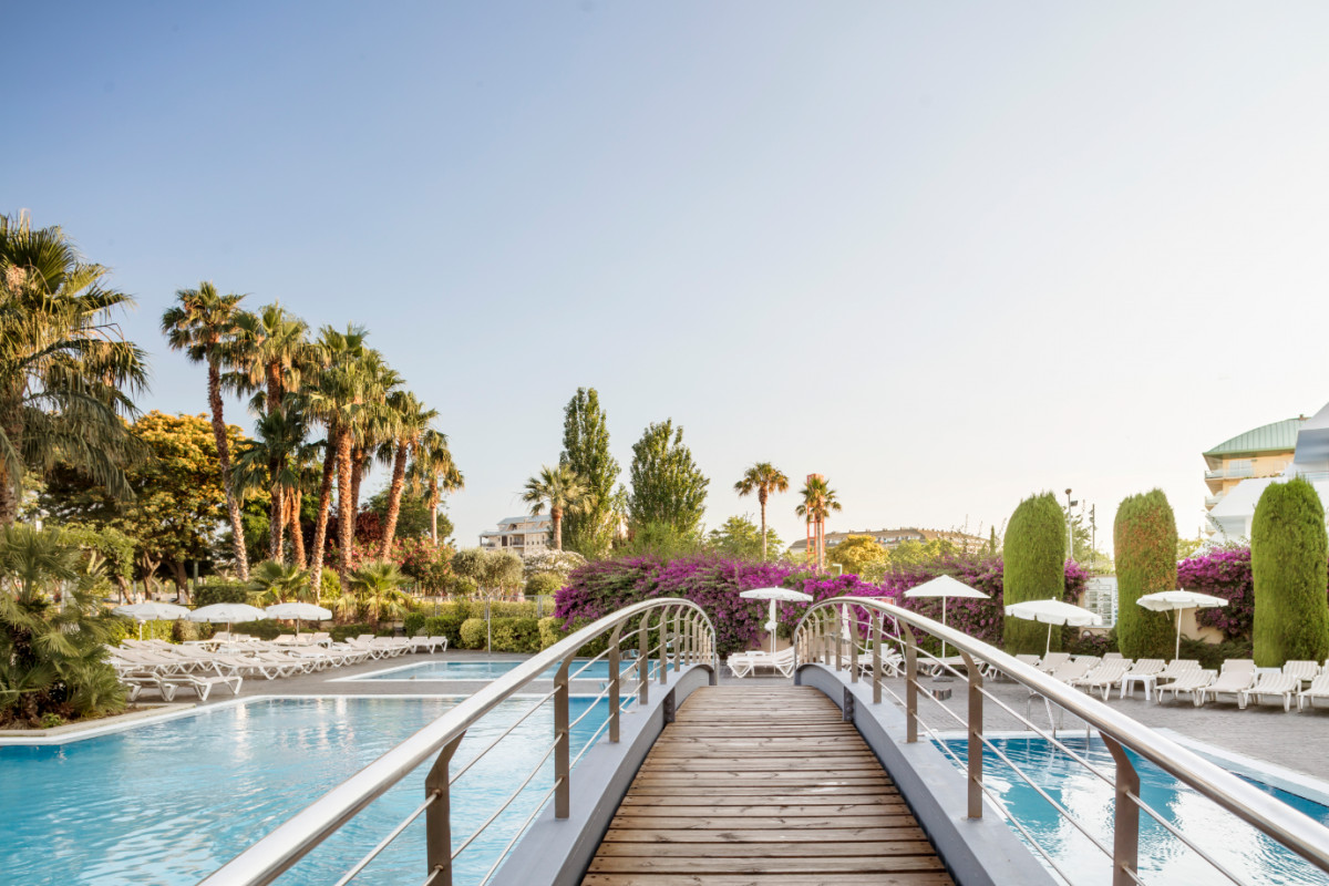 AQUA-HOTEL ONABRAVA фото 2