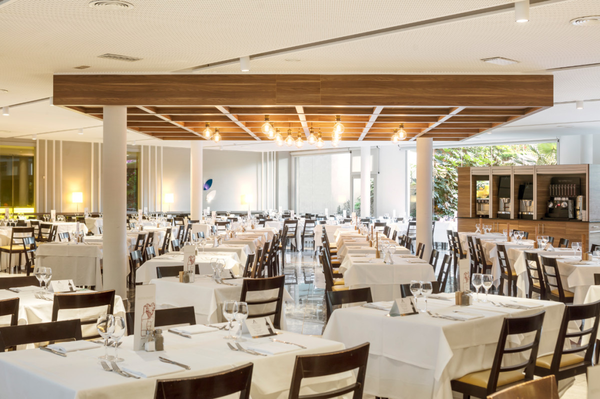 AQUA-HOTEL ONABRAVA фото 8
