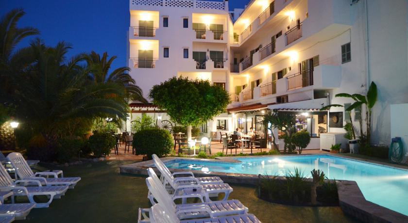 AZULINE HOTEL GALFI фото 5