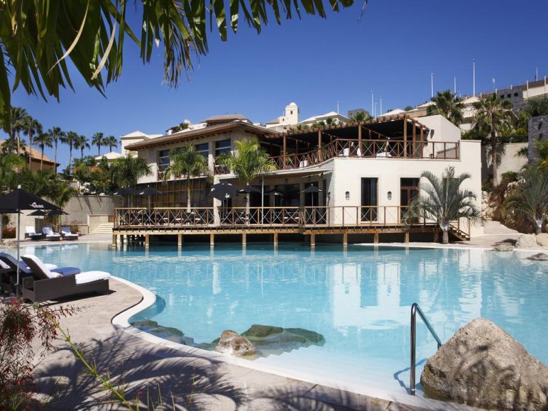 GRAN HOTEL BAHIA DEL DUQUE RESORT  фото 2