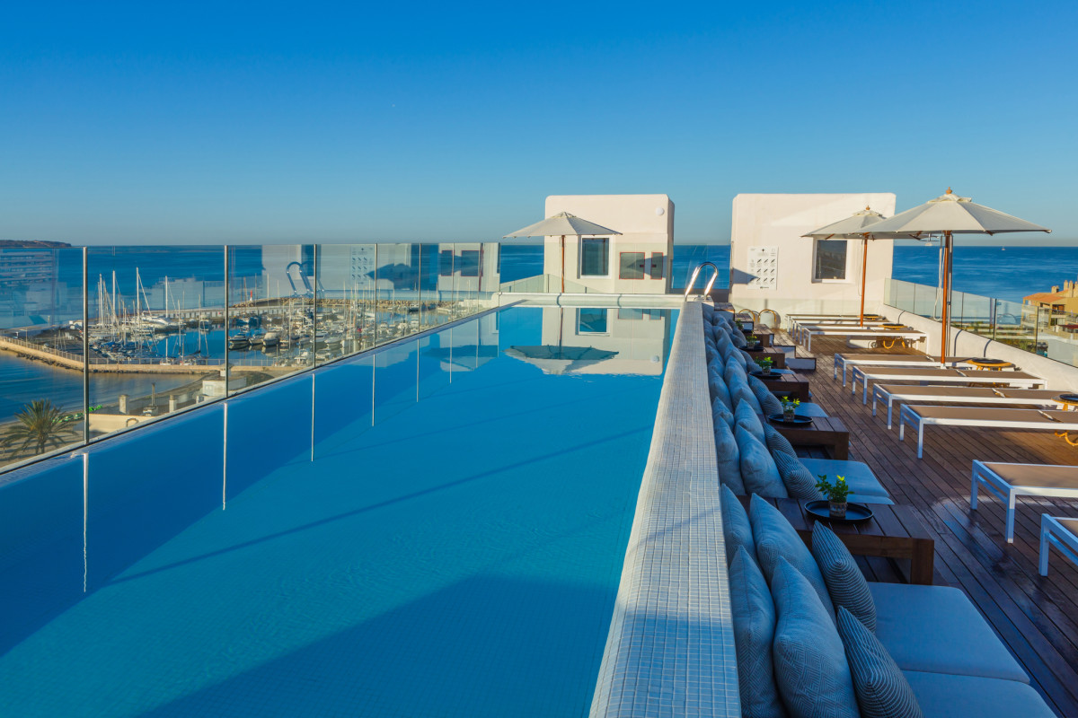 HM ALMA BEACH (EX. WHALA!BALMES)