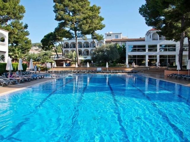 BEACH CLUB FONT DE SA CALA