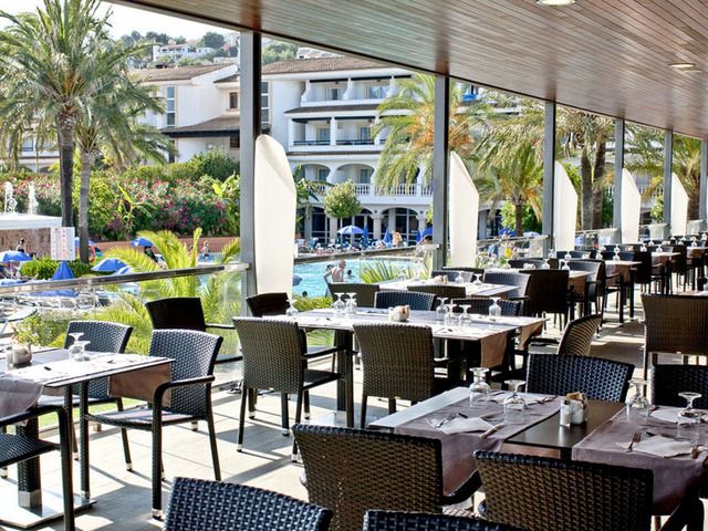 BEACH CLUB FONT DE SA CALA фото 6
