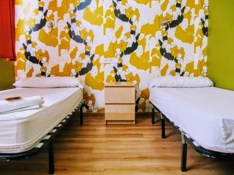 FEETUP YELLOW NEST HOSTEL BARCELONA фото 2
