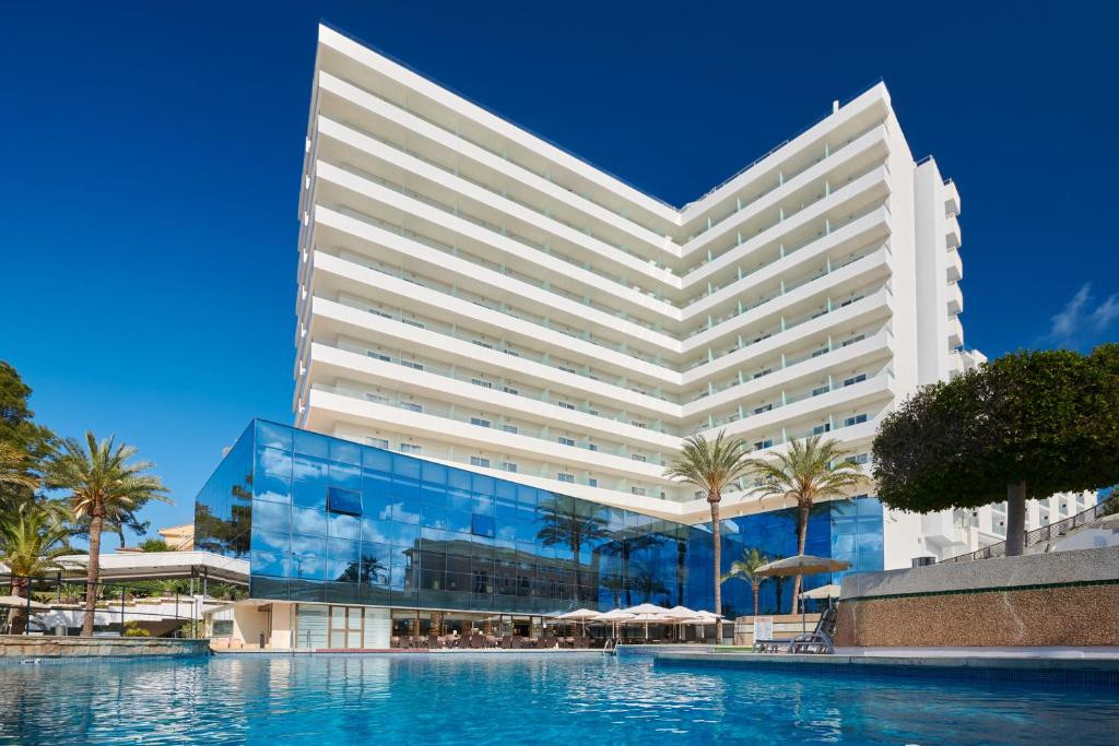 GRUPOTEL TAURUS PARK