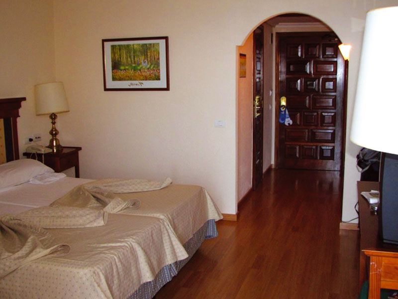 H 10 GRAN TENERIFE фото 6