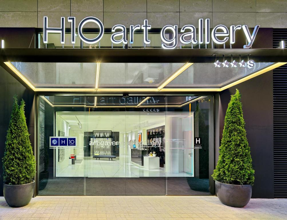 H10 ART GALLERY