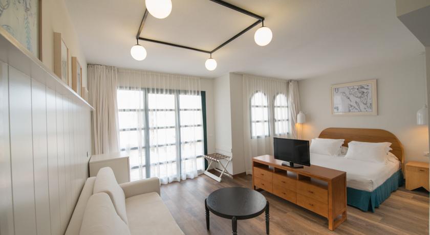 H10 OCEAN SUITES фото 3