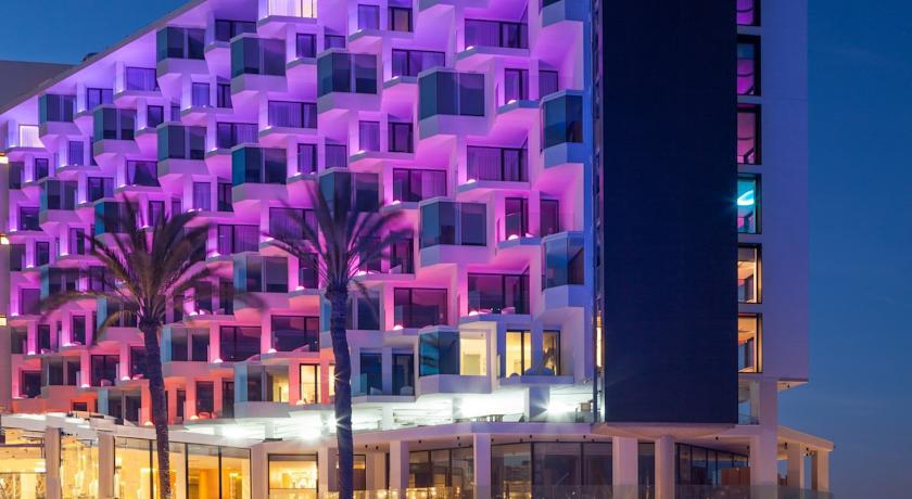HARD ROCK HOTEL IBIZA