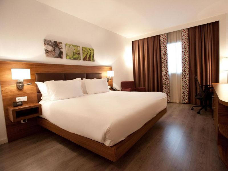 HILTON GARDEN INN MALAGA фото 4