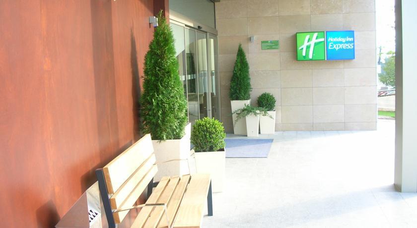 HOLIDAY INN EXPRESS BARCELONA SANT CUGAT фото 5