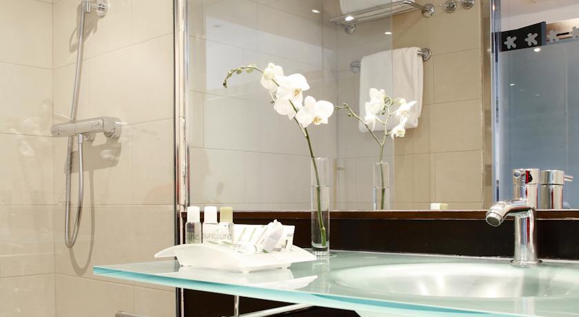 HOLIDAY INN MADRID - LAS TABLAS фото 5