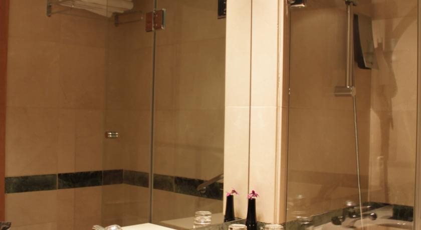 HOLIDAY INN MADRID PIRAMIDES фото 4