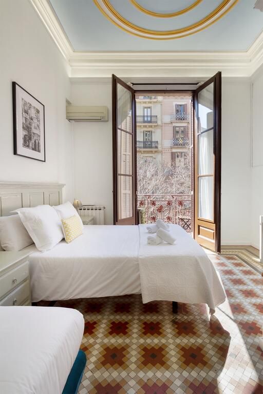 HOSTAL GIRONA фото 6