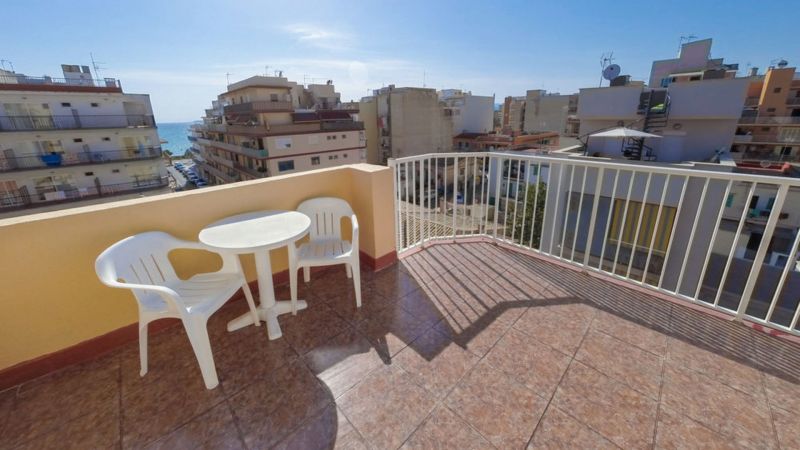 HOSTAL LIDO