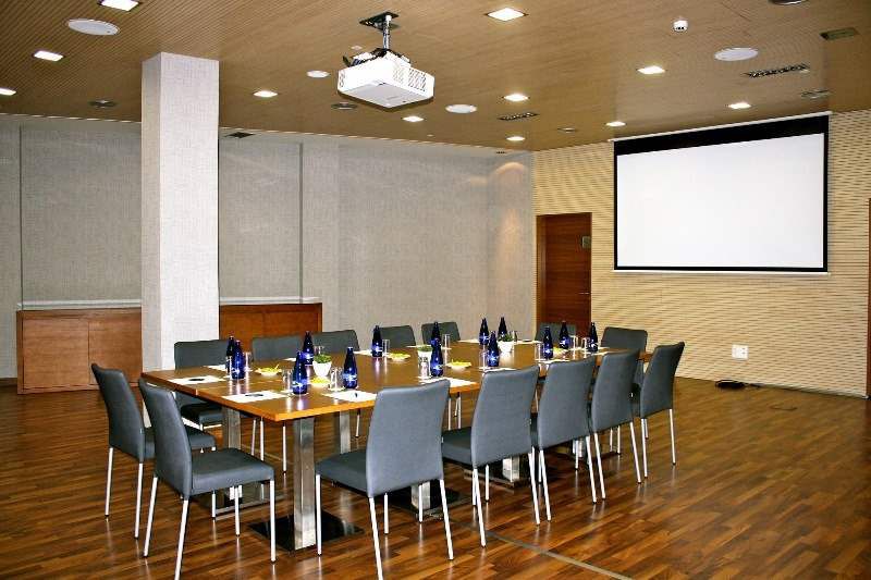 HOTEL EXE MONCLOA фото 3
