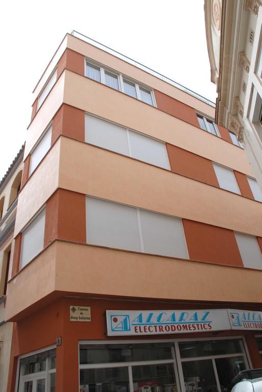 LLOVERAS APARTAMENTS фото 3