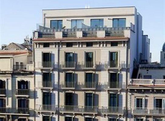 MAJESTIC RESIDENCE