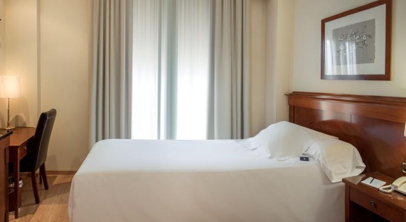 MELIA PLAZA фото 2