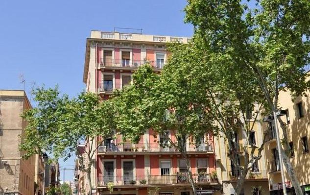 MH APARTMENTS GAUDI