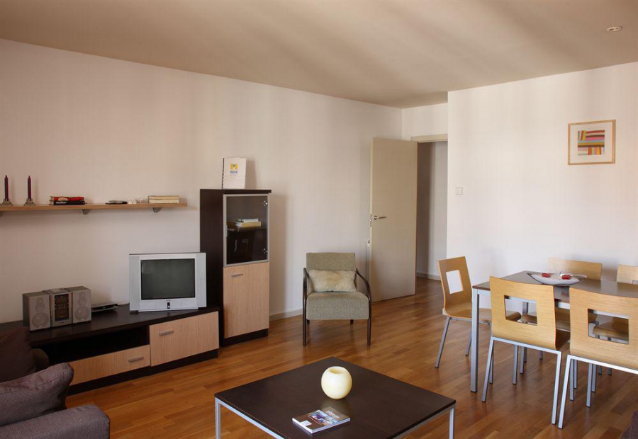MH APARTMENTS GUELL фото 4