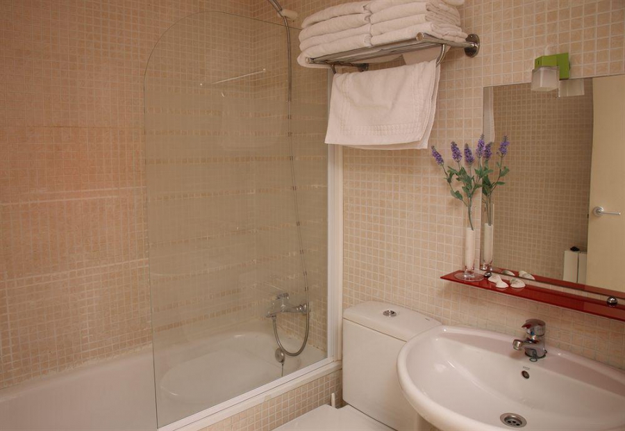 MH APARTMENTS GUELL фото 7