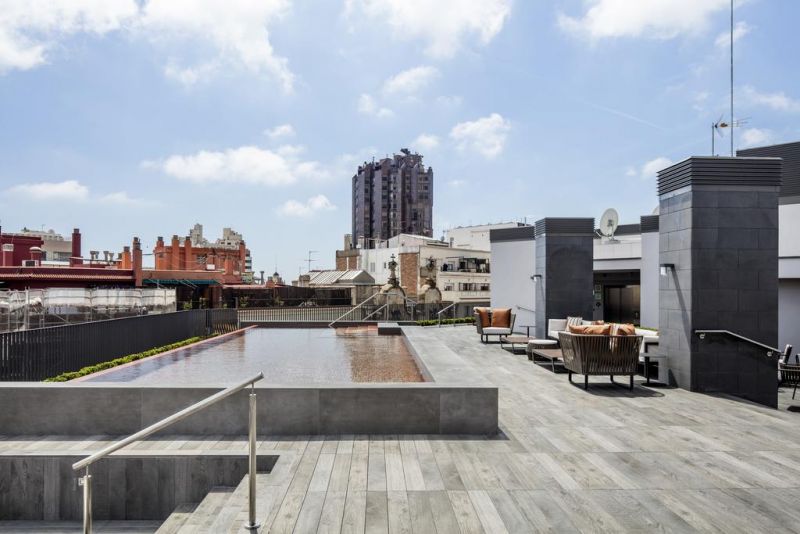 MIDTOWN APARTMENTS