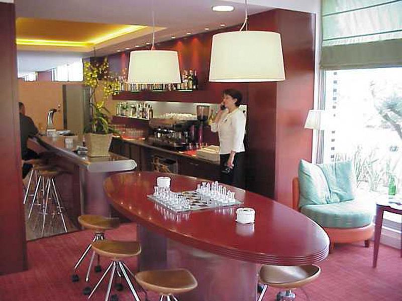 NOVOTEL BARCELONA SANT JOAN DESPI фото 5