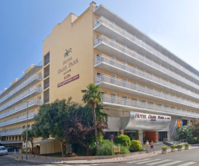 OASIS PARK SUITES LLORET