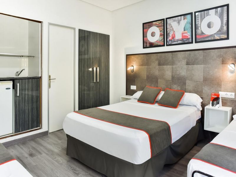 OYO HELLO FERIA APART HOTEL фото 8