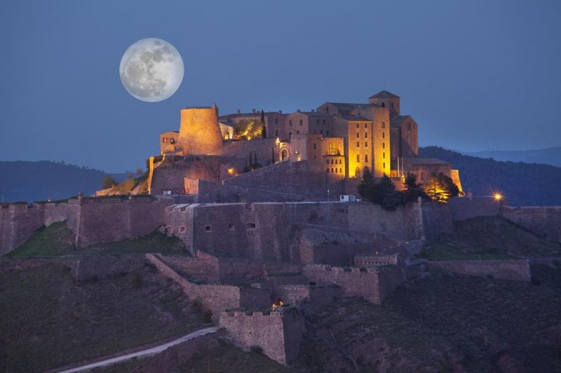 PARADOR DE CARDONA
