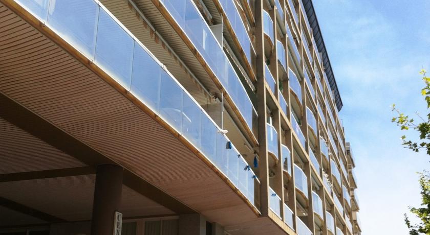 PARK SUITES SALOU
