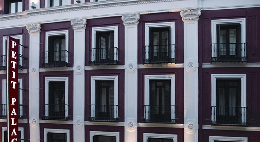 PETIT PALACE PUERTA DEL SOL