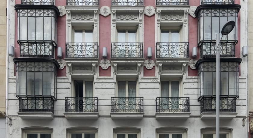 PETIT PALACE SAN BERNARDO