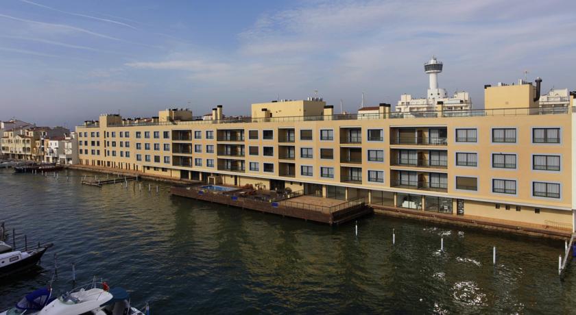 PIERRE & VACANCES EMPURIABRAVA MARINA APT