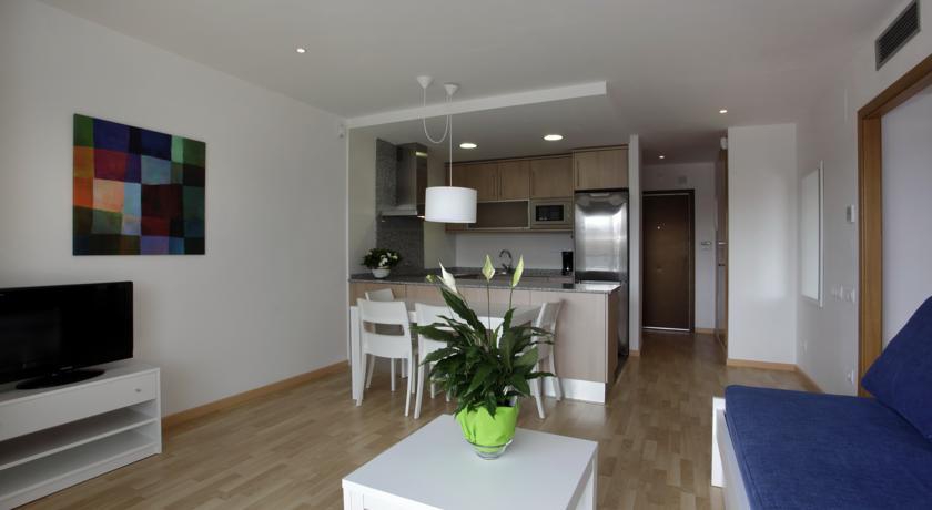 PIERRE & VACANCES EMPURIABRAVA MARINA APT фото 6